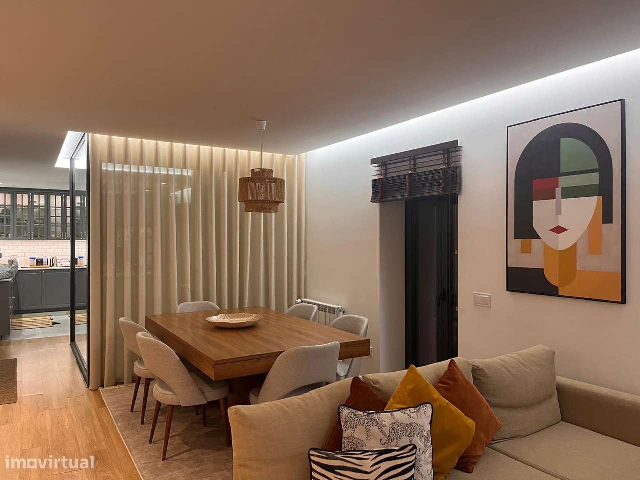 Moradia de Luxo com Piscina borda Infinita e 17.000 m² de Terreno-9