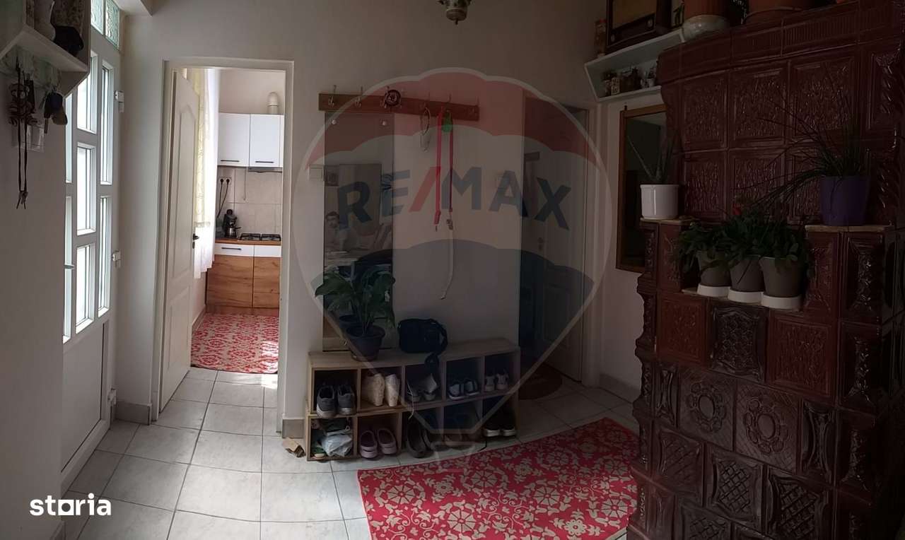 Apartament de vanzare - Imagine principală: 2/5