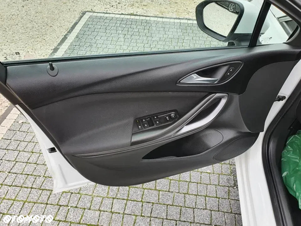 Opel Astra 1.6 CDTI Active - 17