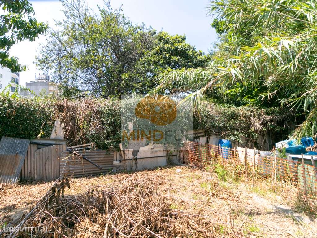 Venda Terreno Urbano Rua 5 de Outubro no Centro Histórico do Porto ...-10