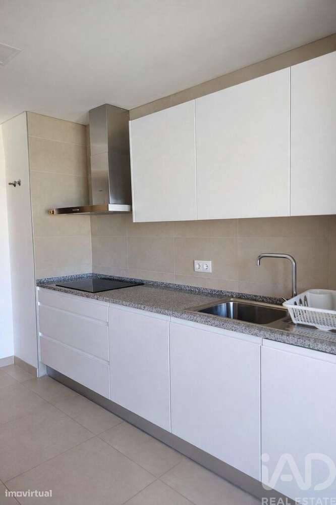 Apartamento T3 em Faro (Sé e São Pedro) de 109,00 m2 - Grande imagem: 3/13