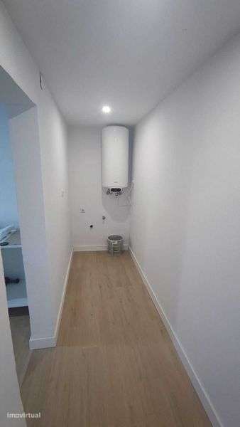 moradia rural com terreno e anexos - Grande imagem: 5/12