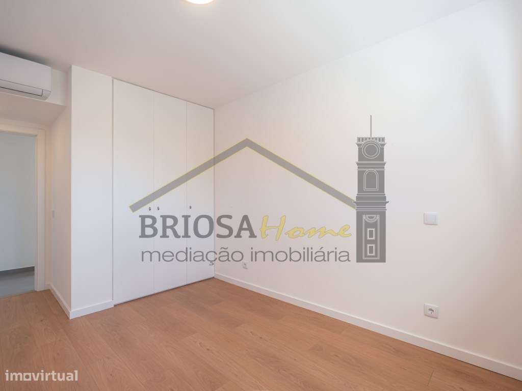 Apartamento T4, com vista mar, na Figueira da Foz-39
