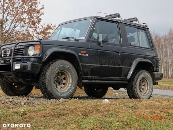 Mitsubishi Pajero 2.5 TD GL - 15