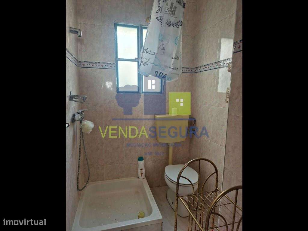 Moradia R/C T2 com Quintal e Terraço | Zona da Salúquia | Moura-6