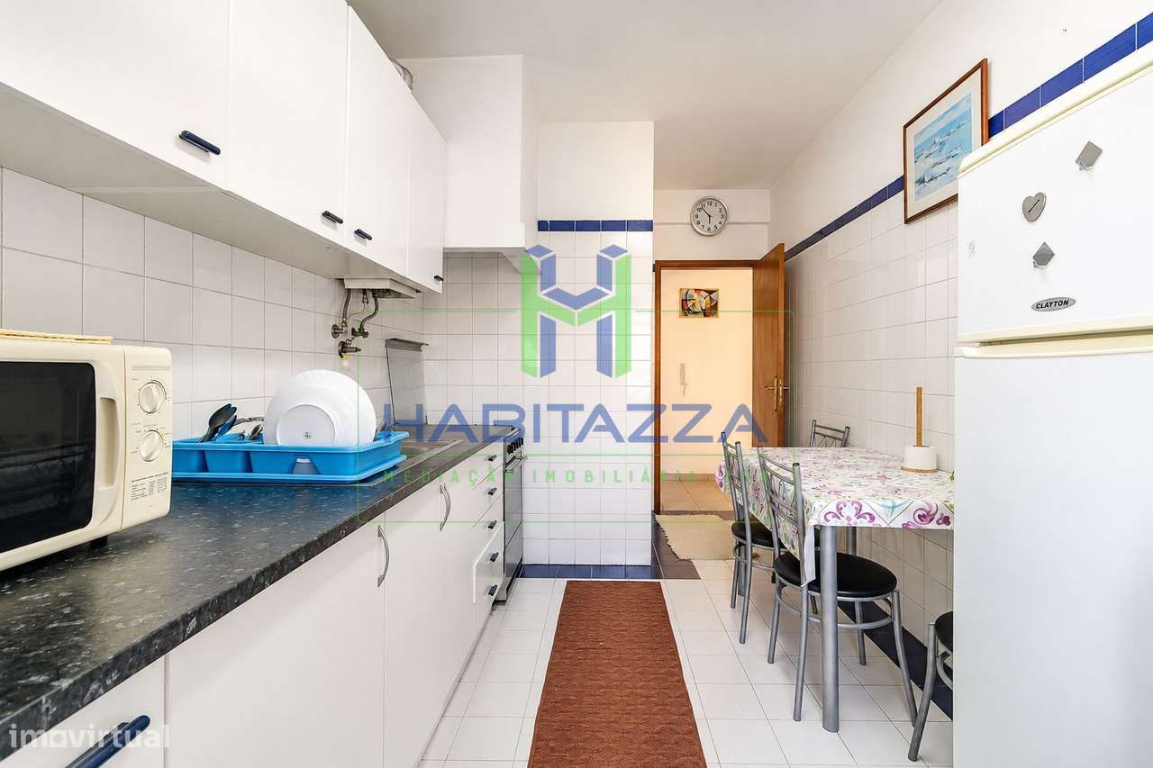 Apartamento T3 para venda, em zona central de Lagos-16