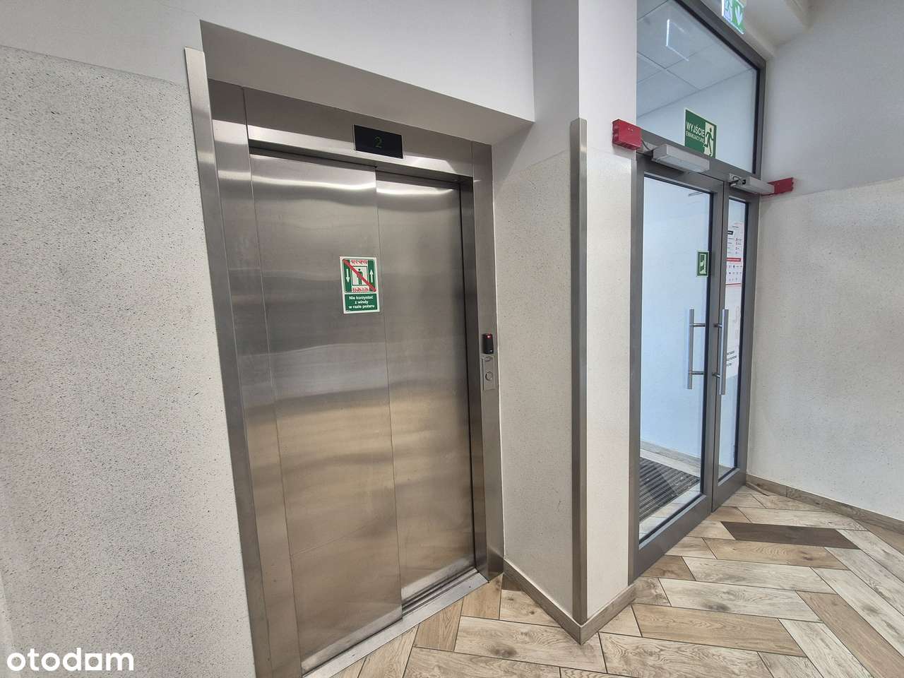 Lokal 64 m2 w Centrum Handlowych - Parter - Obok sklepu Żabka - Pełny obrazek: 5/10