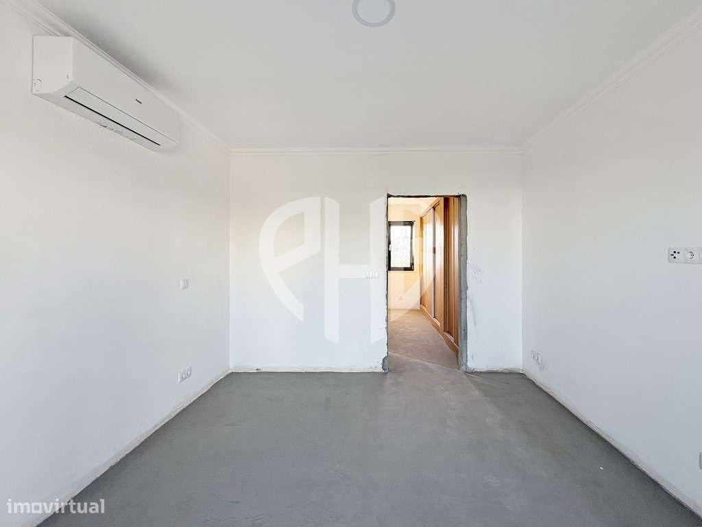 Moradia Isolada T4 Nova com Piscina Aquecida | Caparica | Conclusão...-30