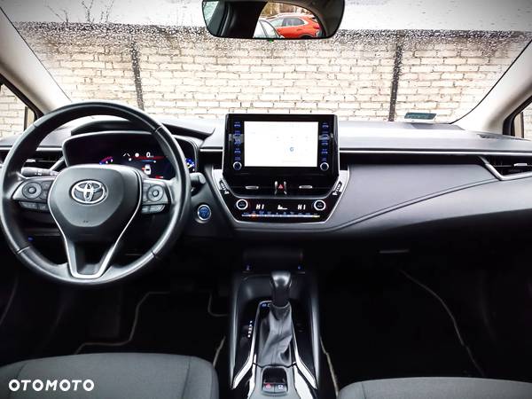 Toyota Corolla 1.8 Hybrid Comfort - 18