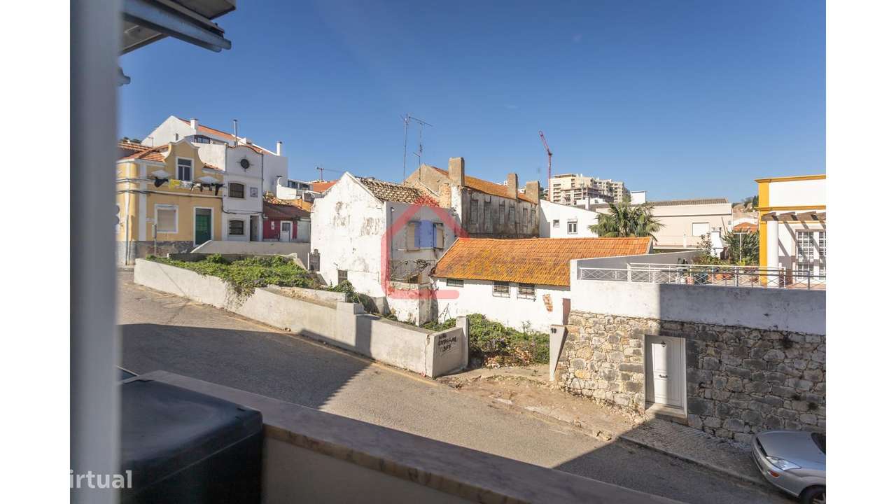 Apartamento T3 No Centro de Setúbal.-1