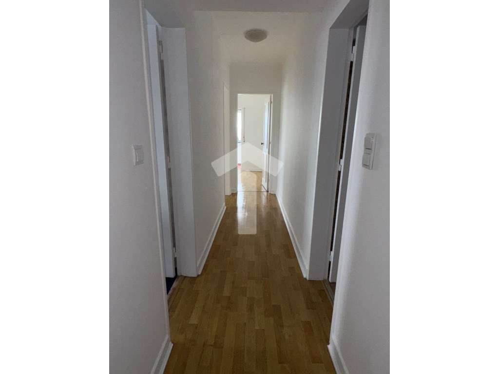 Apartamento T2 com Varanda e Vista Mar Deslumbrante - São João do E... - Grande imagem: 4/9