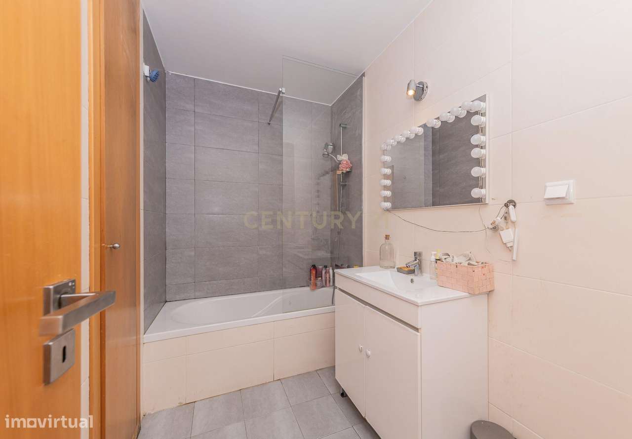 Moradia Moderna T4 em São Domingos de Rana, Cascais-34