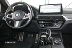 BMW 520 e Pack M - 32