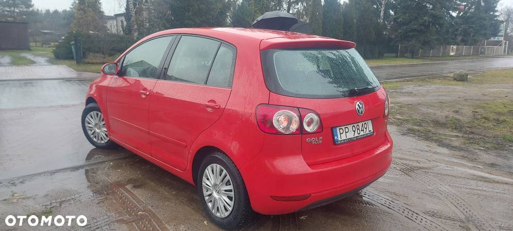 Volkswagen Golf - 6