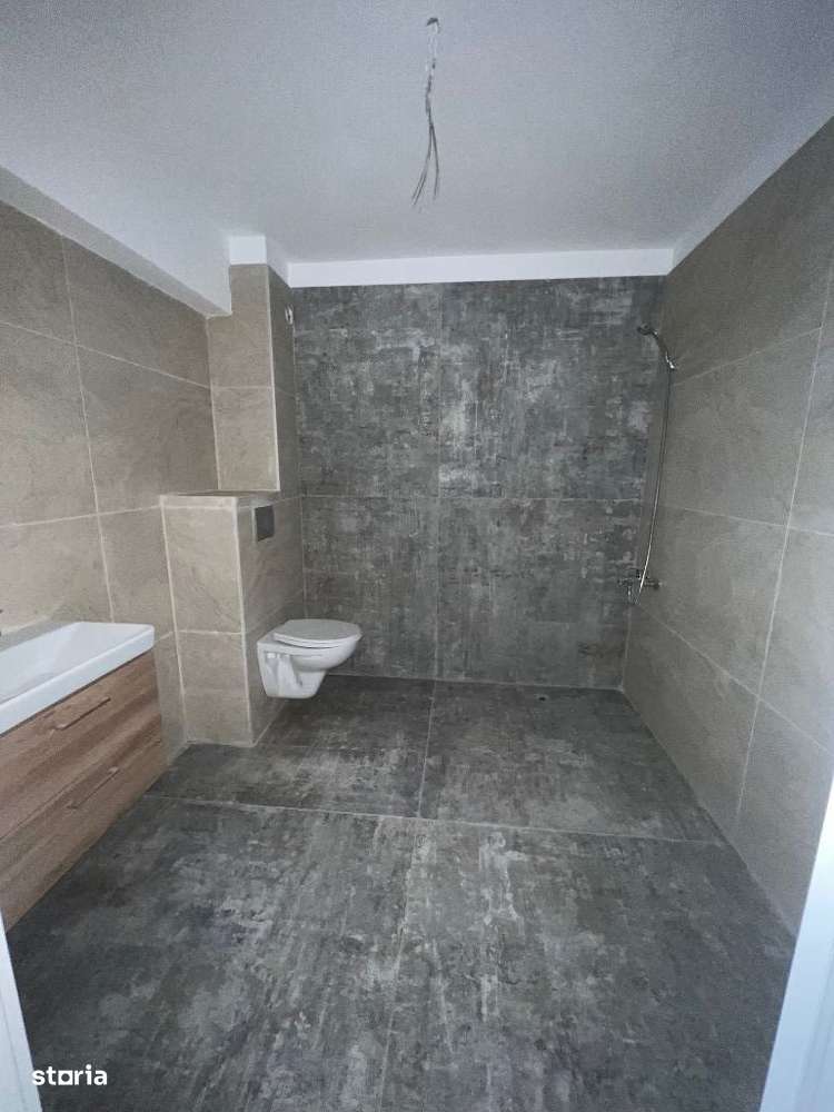 Vand ap. 2 camere,decomanda LA CHEIE!-4