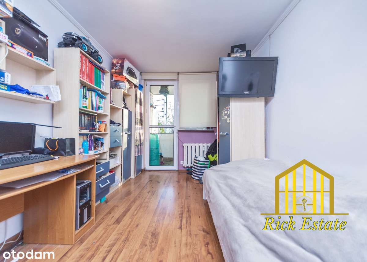 3 pokoje do remontu z prywatnym parkingiem-11