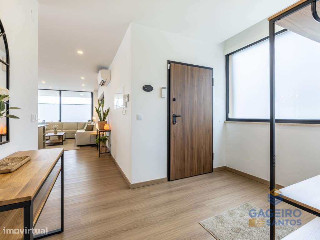 Moradia moderna T3 com piscina - Grande imagem: 2/48