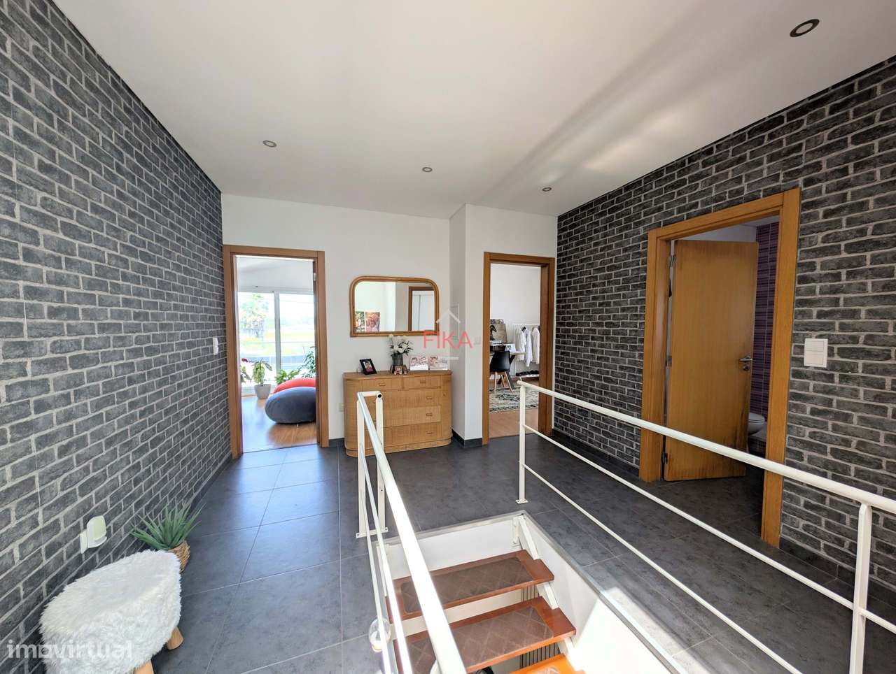 Moradia T5 Isolada com piscina e sauna - Fernão Ferro-26