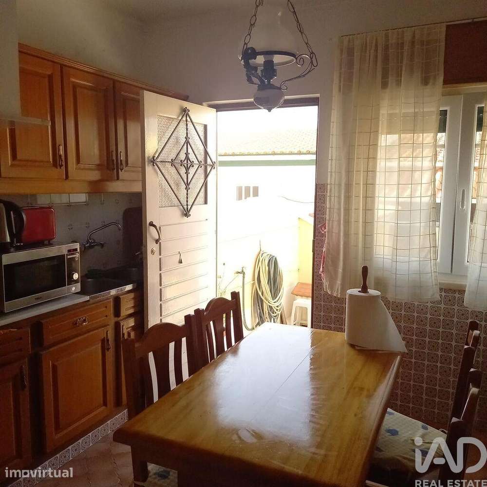 Casa / Villa T4 em Atouguia da Baleia de 239,00 m2 - Grande imagem: 5/15