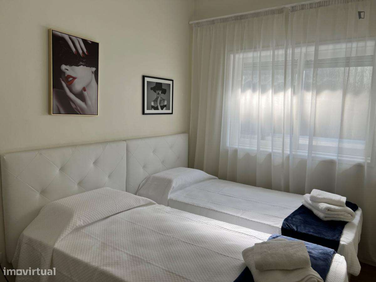 Apartamento com 1 quartos - localizado em Cedofeita Porto - Grande imagem: 3/6