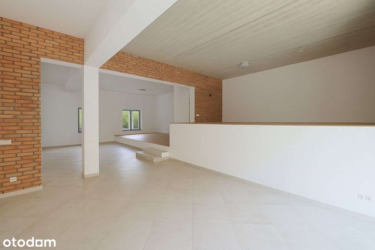 Lokal usługowy na sprzedaż, ul. Mickiewicza-0