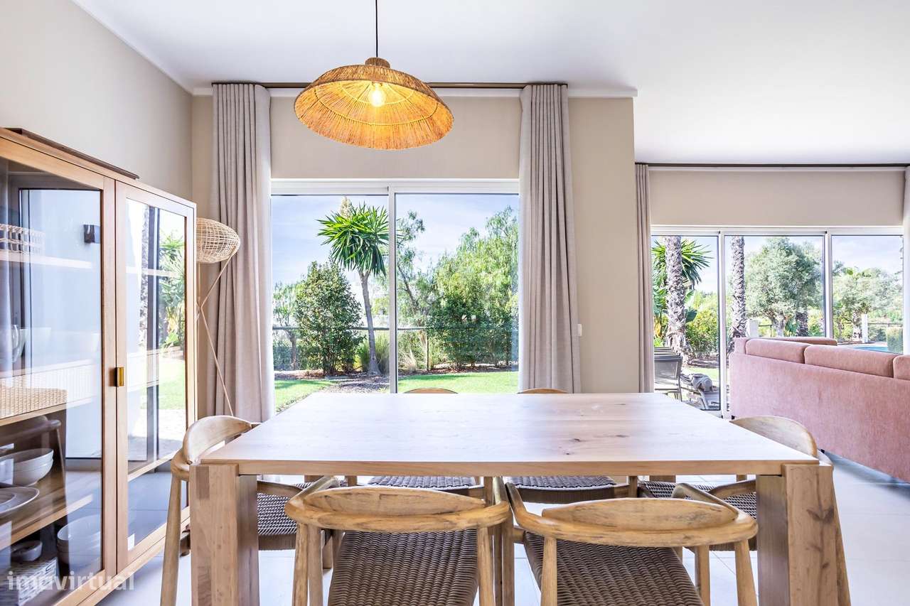 Conforto e Exclusividade: Moradia em Condomínio Privado-7