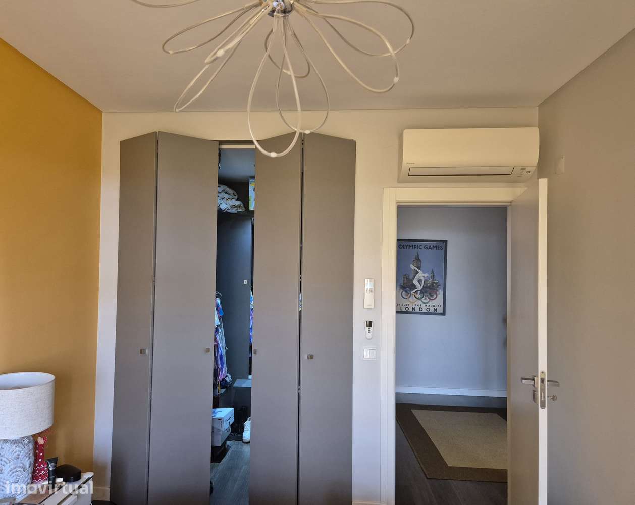 Excelentes apartamento T2 em São Domingos de Benfica - Grande imagem: 4/34