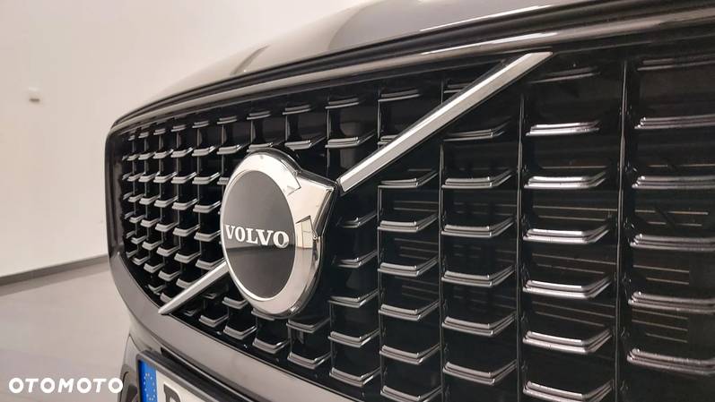Volvo XC 60 B4 D Geartronic RDesign - 12