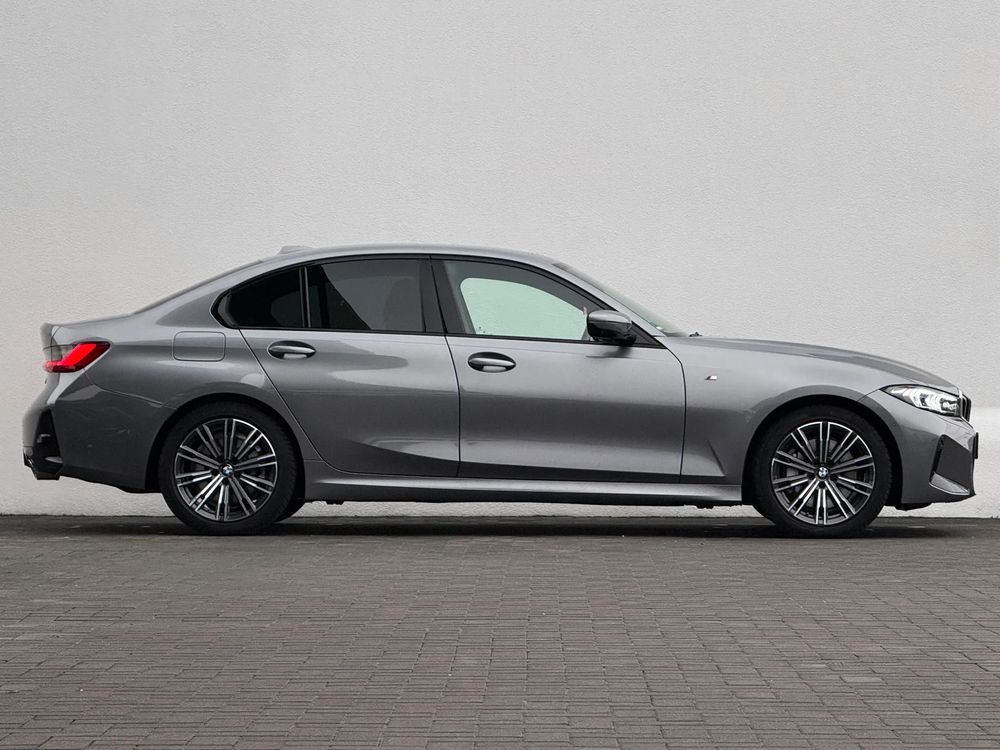 BMW Seria-3 330I XDRIVE M Sport 2.0 Benzyna 245 KM — zdjęcie 3