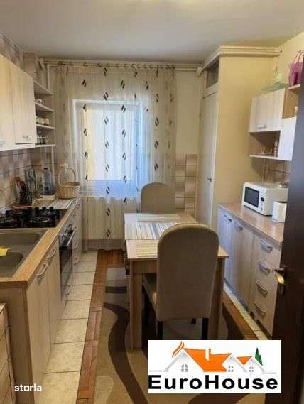 Apartament cu 4 camere de vanzare in Alba Iulia Cetate - Imagine principală: 5/8