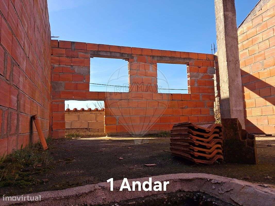 Moradia T2 para venda-7