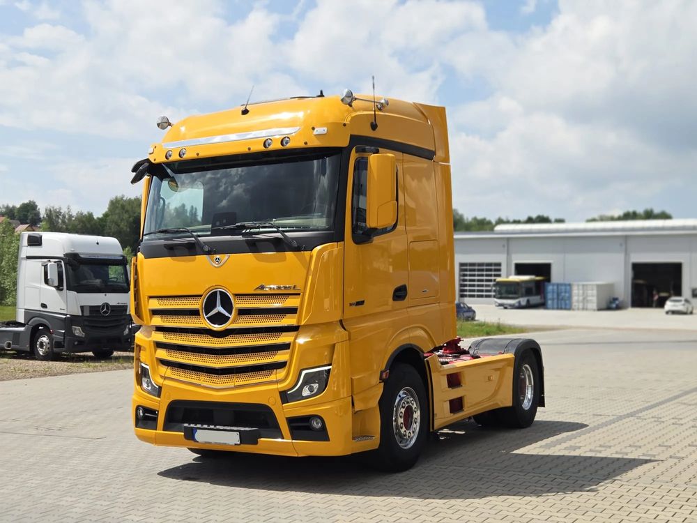 Mercedes-Benz Actros 2022