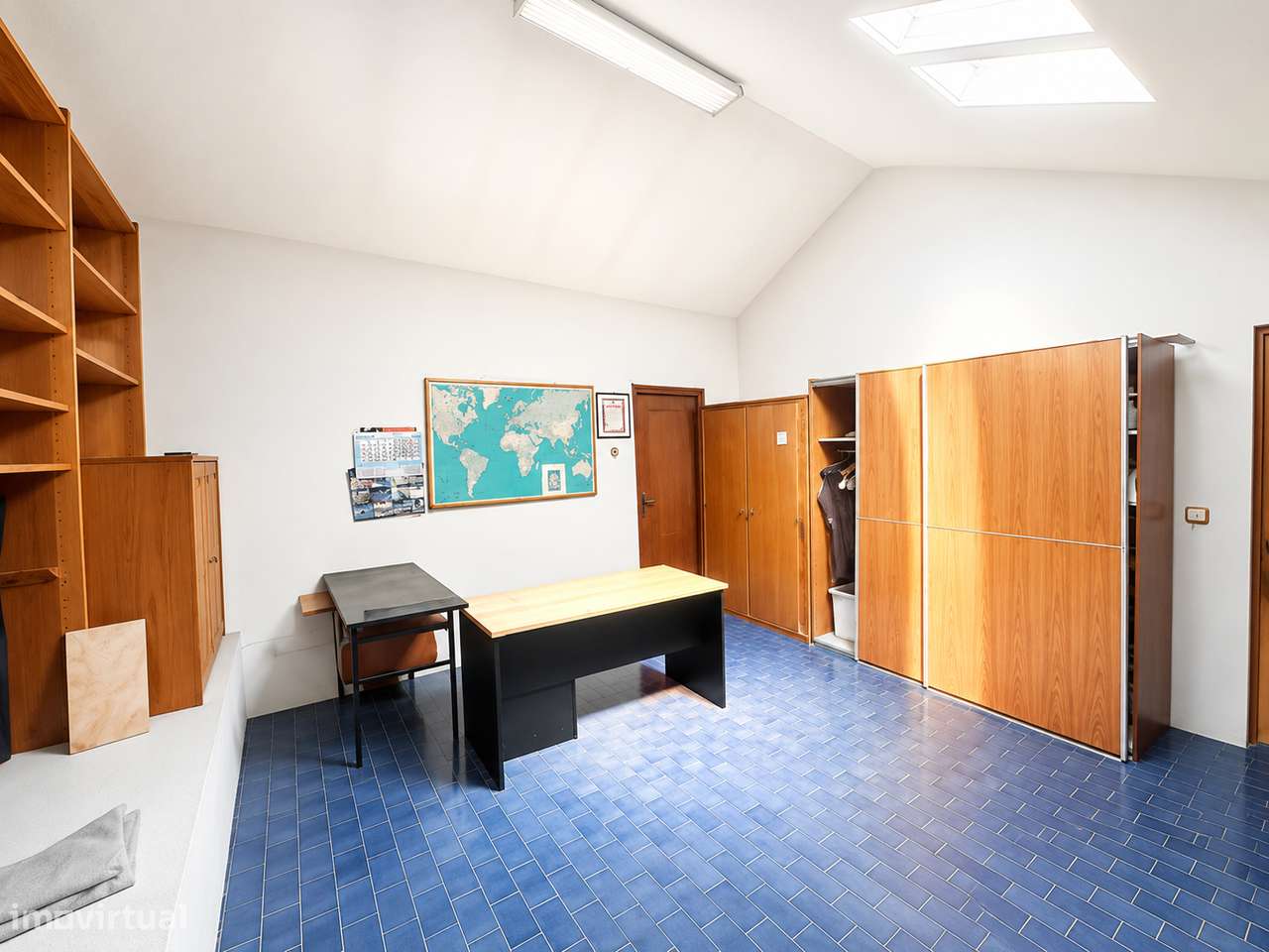 Vende-se apartamento T2 com terraço-15