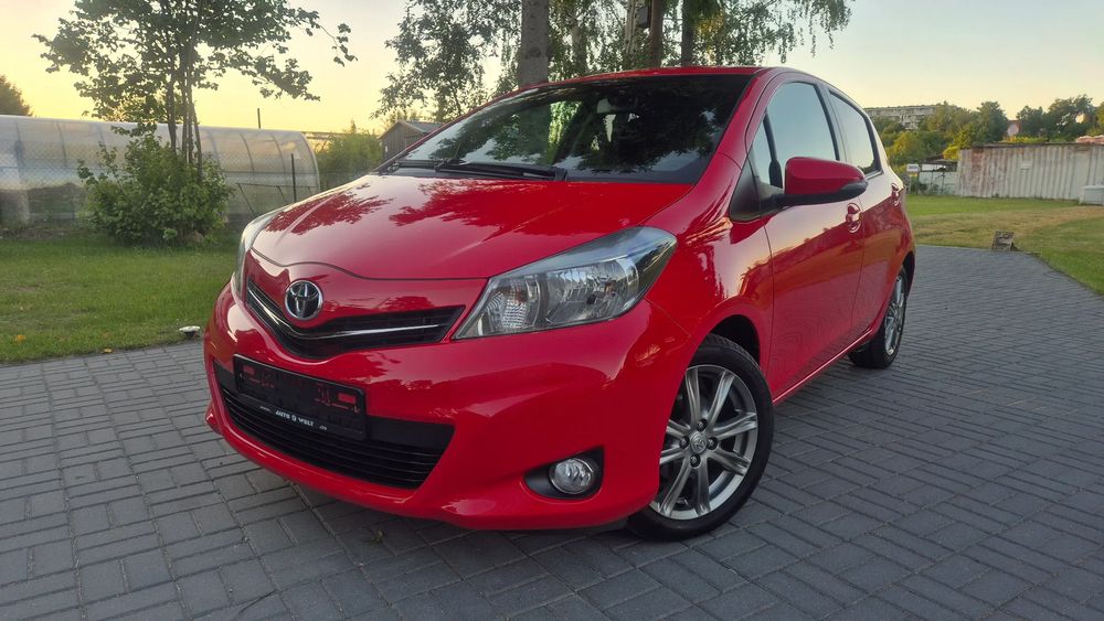 Toyota Yaris III 1.33 VVT-i Club 2013