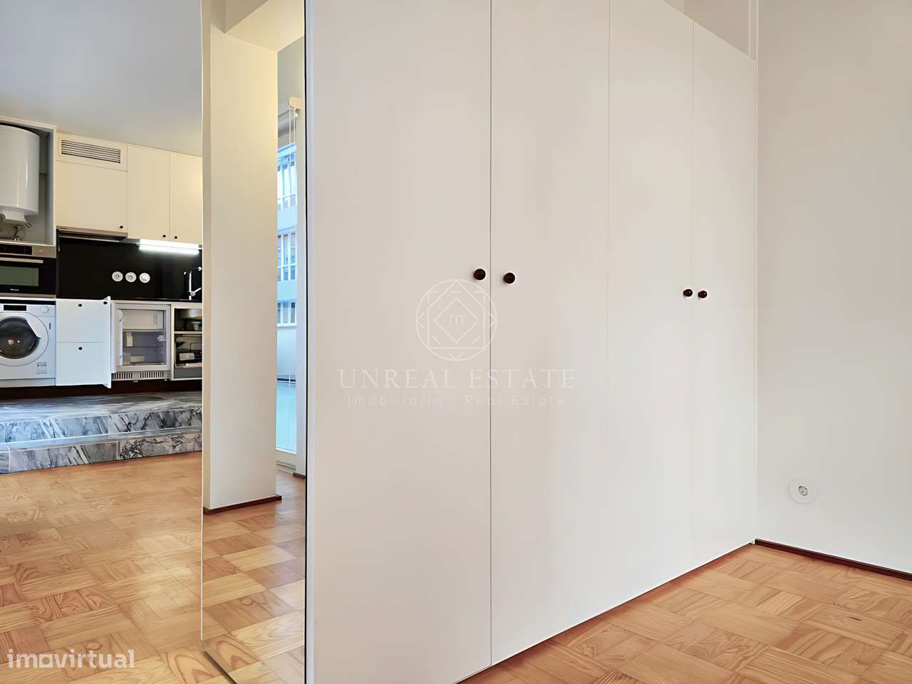 Apartamento T0+1 , novo, inserido em um edifício totalmente remodelado-35