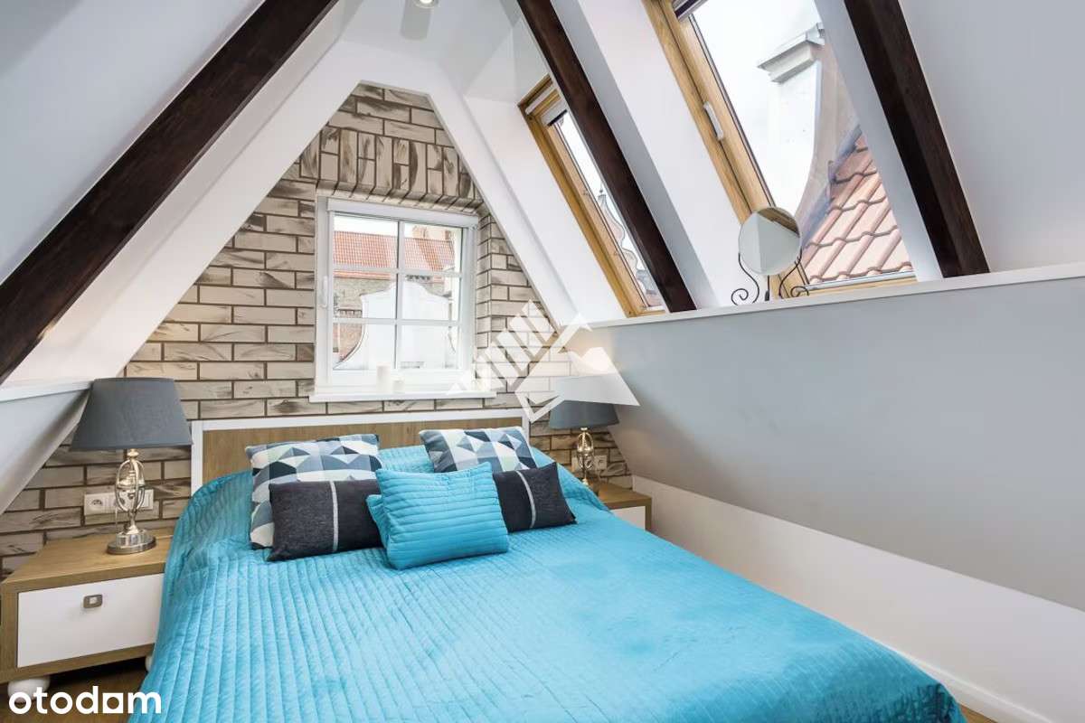 Straganiarska | klimatyczne mieszkanie na poddaszu-13