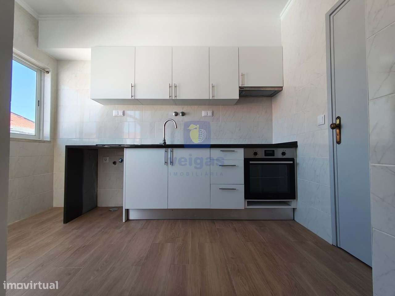 T2  Totalmente remodelado Baixa da Banheira - Grande imagem: 2/24