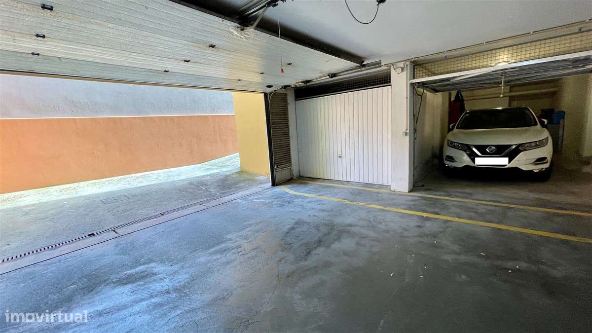 Andar de Moradia T2-Aver-o-Mar-Terraço-garagem fechada-31