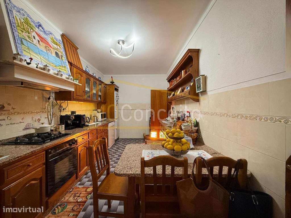 Moradia T4 - Térrea|| Centro da cidade|| | Jardim e Garagem|| - Ent... - Grande imagem: 5/38