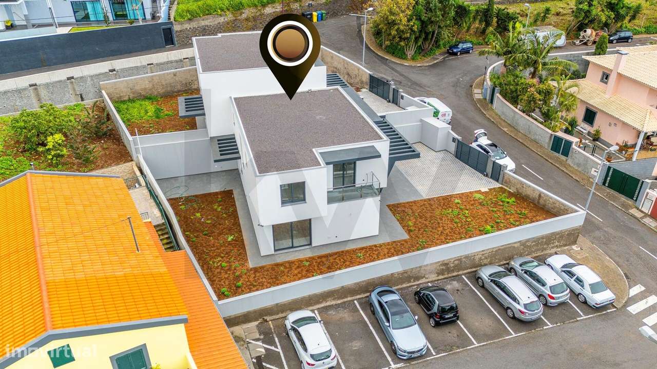 Moradia Moderna T3 | Fração A | São Roque, Funchal | Ilha da Madeira - Grande imagem: 2/29