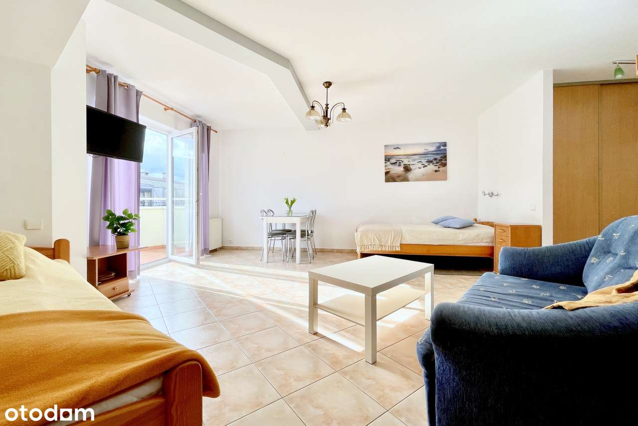 Słoneczna kawalerka w kołobrzeskim PORCIE-6