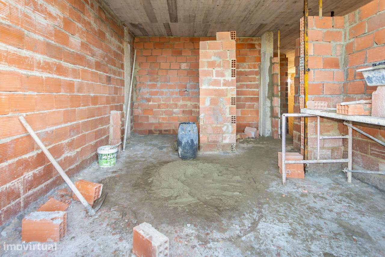 Luxuosa Moradia T3 em Quinta do Anjo, Palmela-11