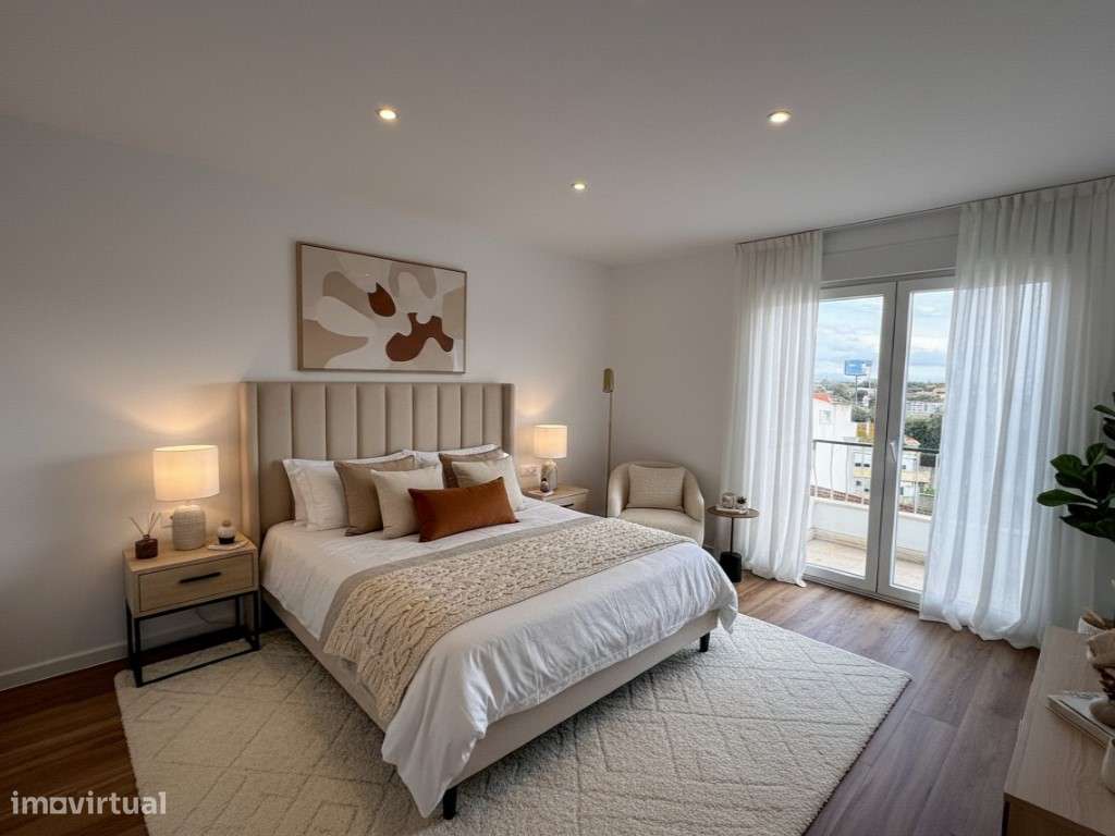 Apartamento T3 Renovado no centro de Camarate, Loures-4