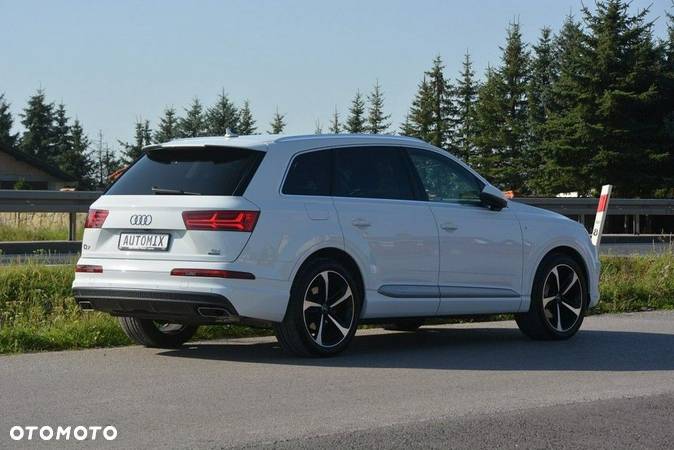 Audi Q7 3.0 TDI ultra Quattro Tiptronic - 7