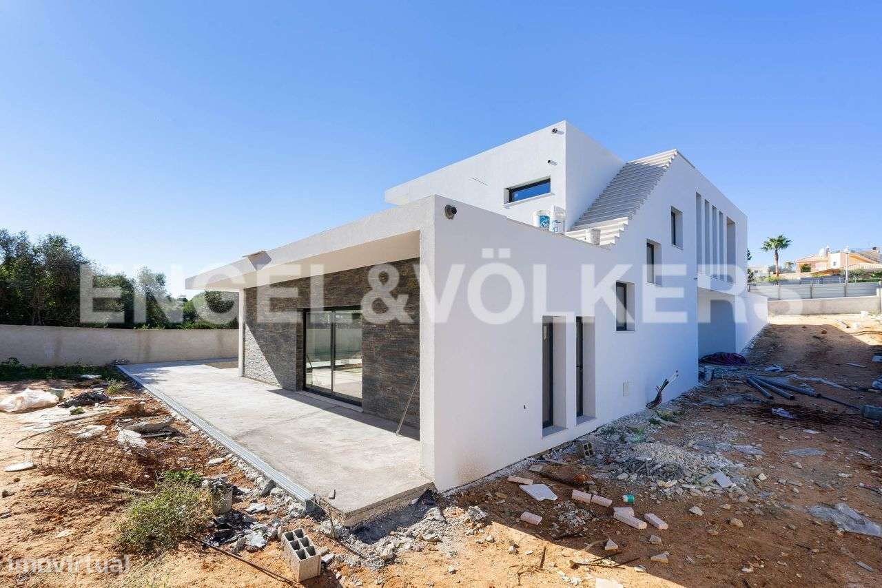 Moradia Contemporânea no Carvoeiro - Grande imagem: 4/8