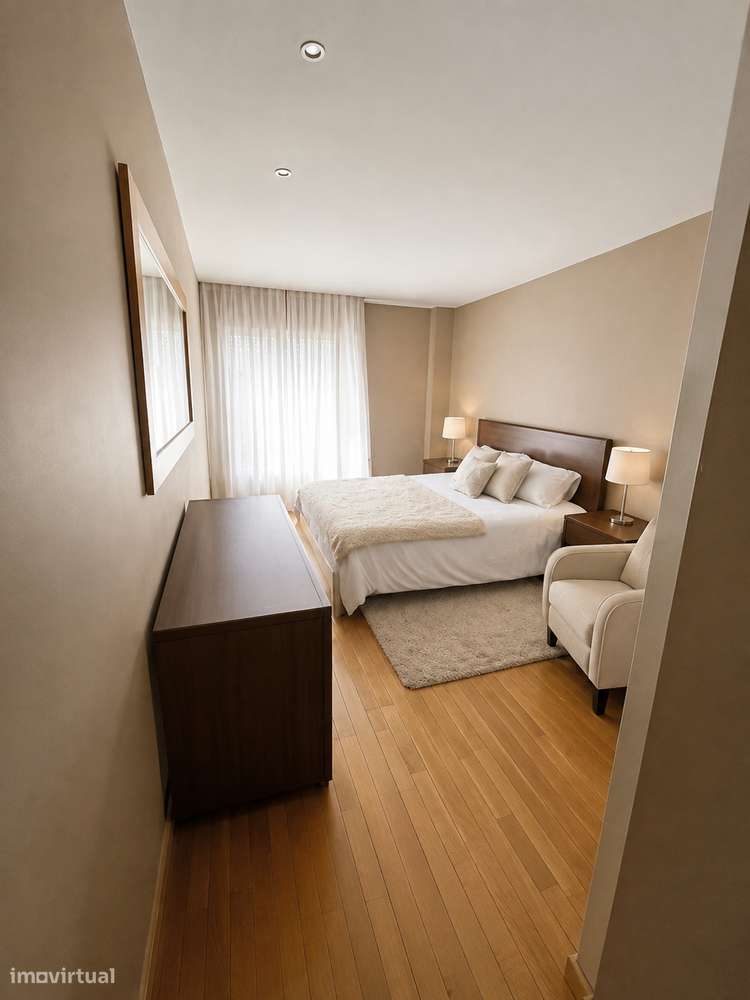 Apartamento T3 Lordelo do Ouro-4