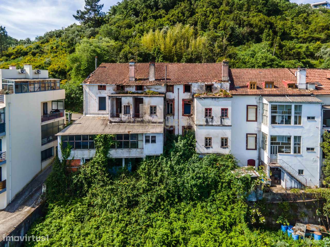 Moradia com vistas deslumbrantes sobre Coimbra-12