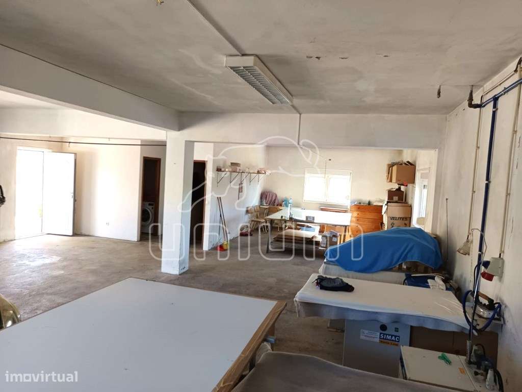 Moradia Isolada em Fragoso-23