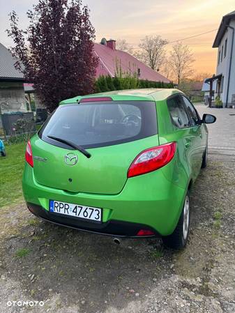 Mazda 2 - 8