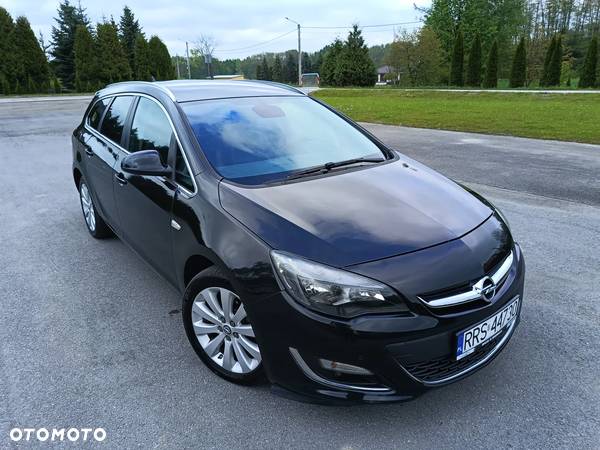 Opel Astra 1.4 Turbo Cosmo - 25